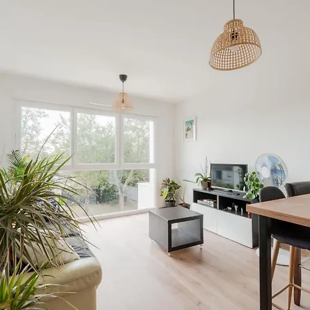 Moderne Avec Grande Terrasse Appartement *